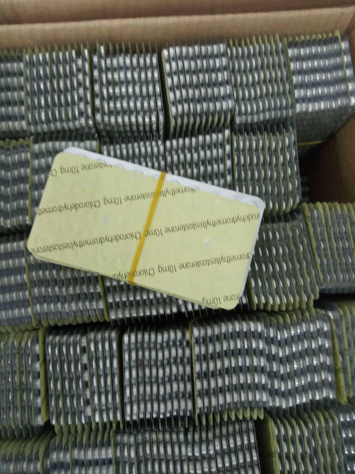 Contrabandă „diplomatică”! Anabolizante într-un autoturism cu numere diplomatice ale Ambasadei R. Moldova în Federația Rusă