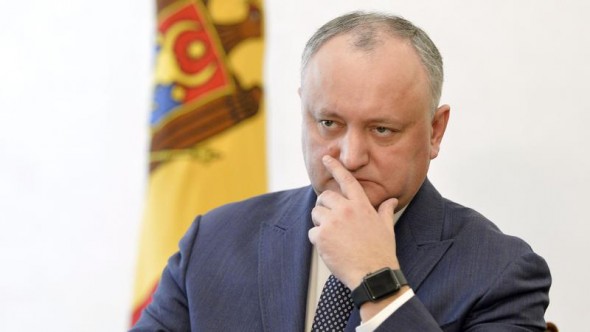 Editorialist: Dodon o urăște pe Sandu și nu își poate veni în fire după înfrângerea rușinoasă din 15 noiembrie