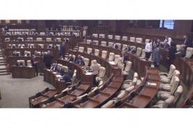 Ședință nocturnă la Parlament. Deputații au votat în a doua lectură legile bugetare