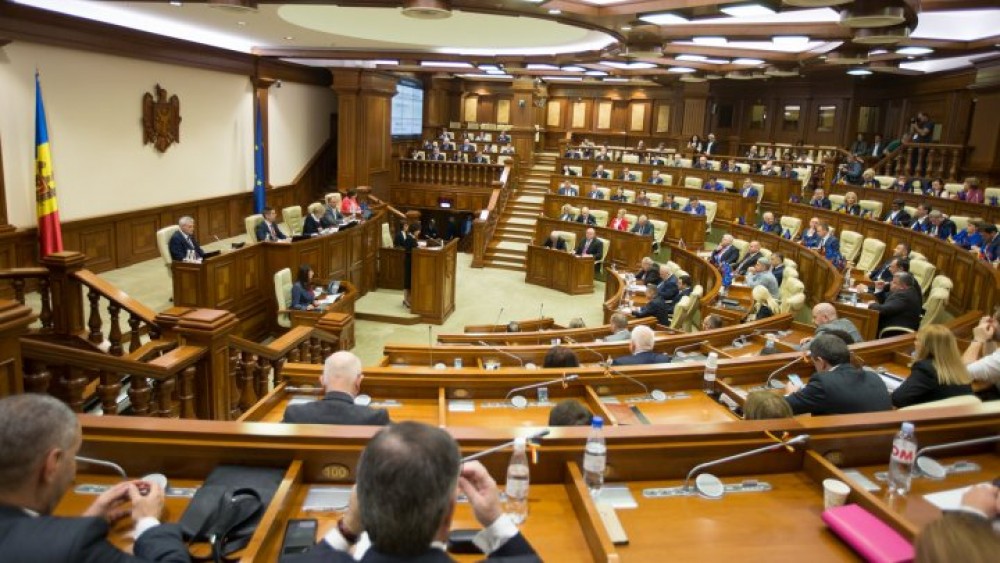 SONDAJ: Dacă duminica viitoare ar avea loc alegeri parlamentare, doar 4 partide ar ajunge în parlament