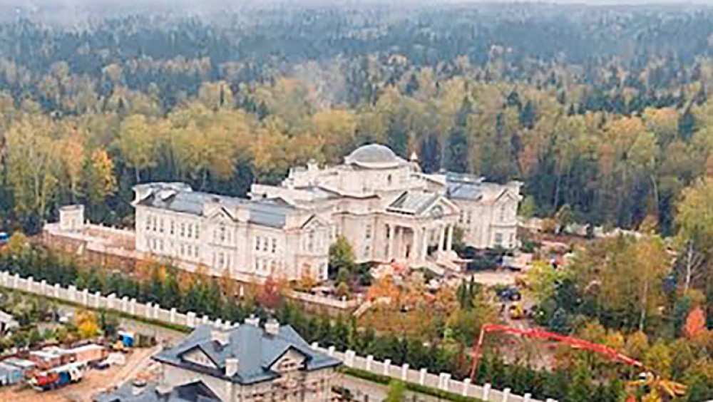 „Regele” rușilor? Palatul secret al lui Putin, de două ori mai mare decât Palatul Buckingham