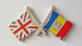 Moldovenii din Northampton s-au mobilizat pentru a ajuta o conațională cu 2 copii blocată în Marea Britanie