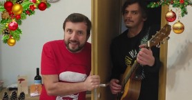 Colind pe timp de PANDEMIE de la Fără Zahăr: „-Deschide ușa Creștine!, -Nu Deschid!”