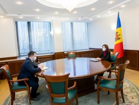 Maia Sandu a avut o întâlnire cu directorul SIS, Alexandr Esaulenco. Ce mesaj a transmis președinta