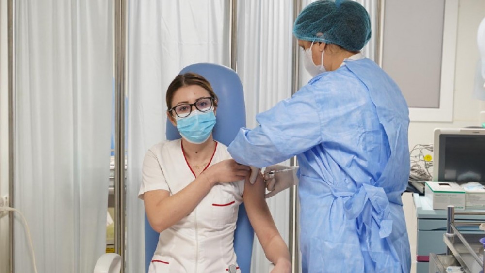 LIVE // Moment ISTORIC în România. A fost dat STARTUL vaccinării anti-Covid