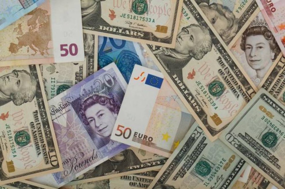 Diagramă // În primele 11 luni din 2020, „electoratul paralel” a trimis acasă peste 1,3 miliarde de dolari