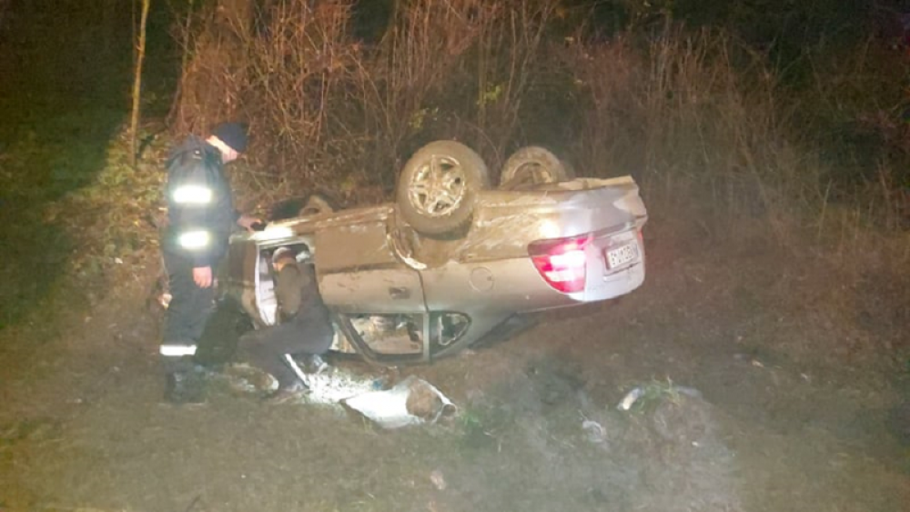 FOTO // Accident GRAV la Hâncești. Două tinere au ajuns la spital