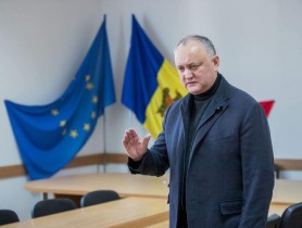 Un nou atac marca Dodon la adresa moldovenilor din diasporă: „ Moldova în zonă de risc suplimentar de COVID-19 din cauza diasporei”
