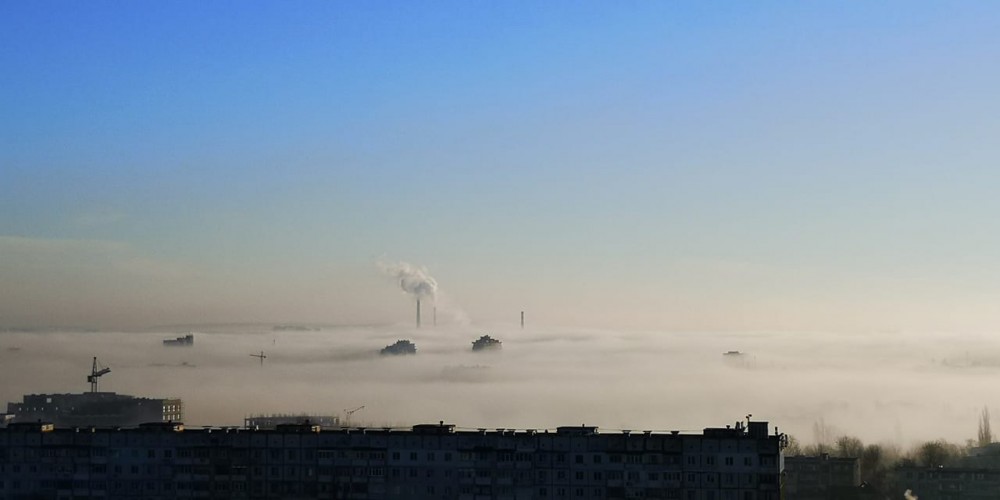 FOTO // Capitala în ceață. Imaginile spectaculoase surprinse de chișinăuieni