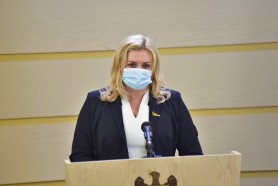 LIVE // Briefing de presă susținut de deputatul Platformei parlamentare „Pentru Moldova”, Ruxanda Glavan