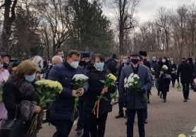 Andrei Năstase: „Astăzi, ca de obicei, în această zi de ianuarie, am mers la El, la Poet”