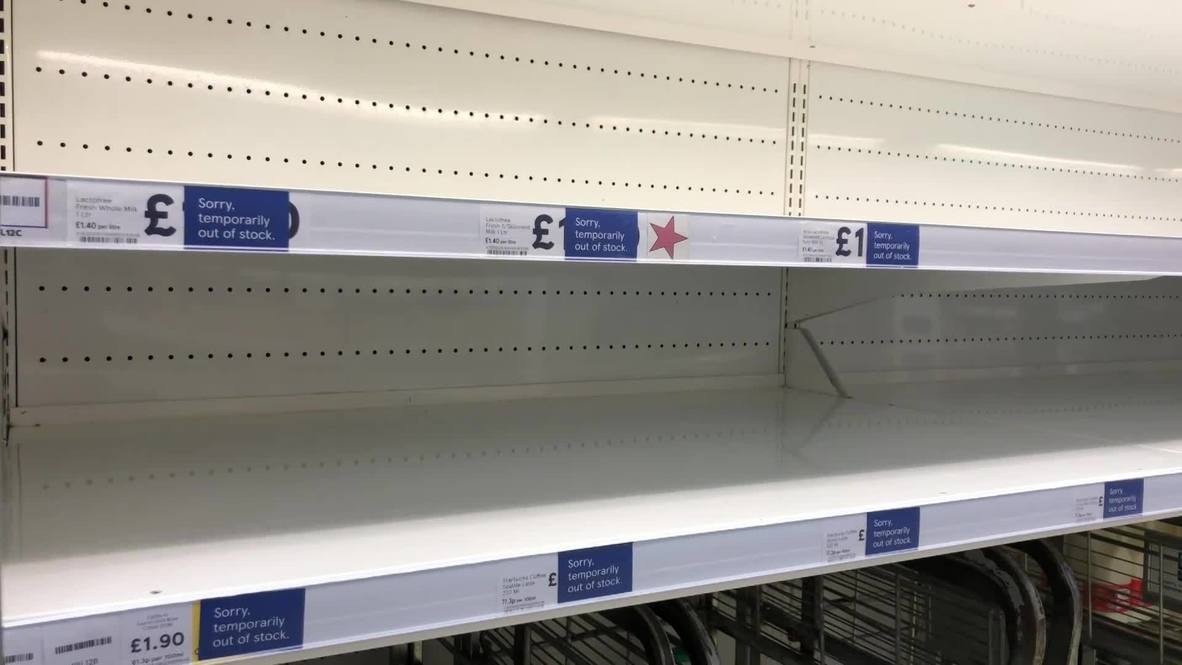 FOTO/VIDEO: Primele efecte ale brexitului: rafturi goale în raioanele de fructe și legume din supermarketurile britanice