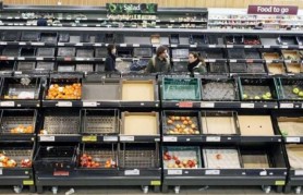 FOTO/VIDEO: Primele efecte ale brexitului: rafturi goale în raioanele de fructe și legume din supermarketurile britanice