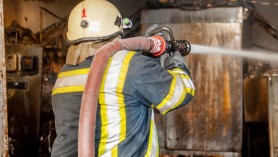 Incendiu DEVASTATOR la Anenii Noi. La fața locului au intervenit 3 echipaje de pompieri