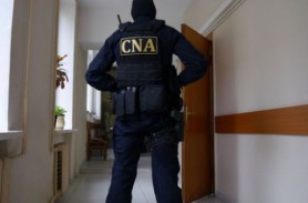 Ofițerii CNA efectuează în aceste clipe percheziții la IP Cahul. Cinci persoane deja au fost reținute