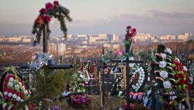 Locurile din cimitirele din Capitală s-ar putea scumpi. Ar putea fi majorată şi plata anuală pentru salubrizare