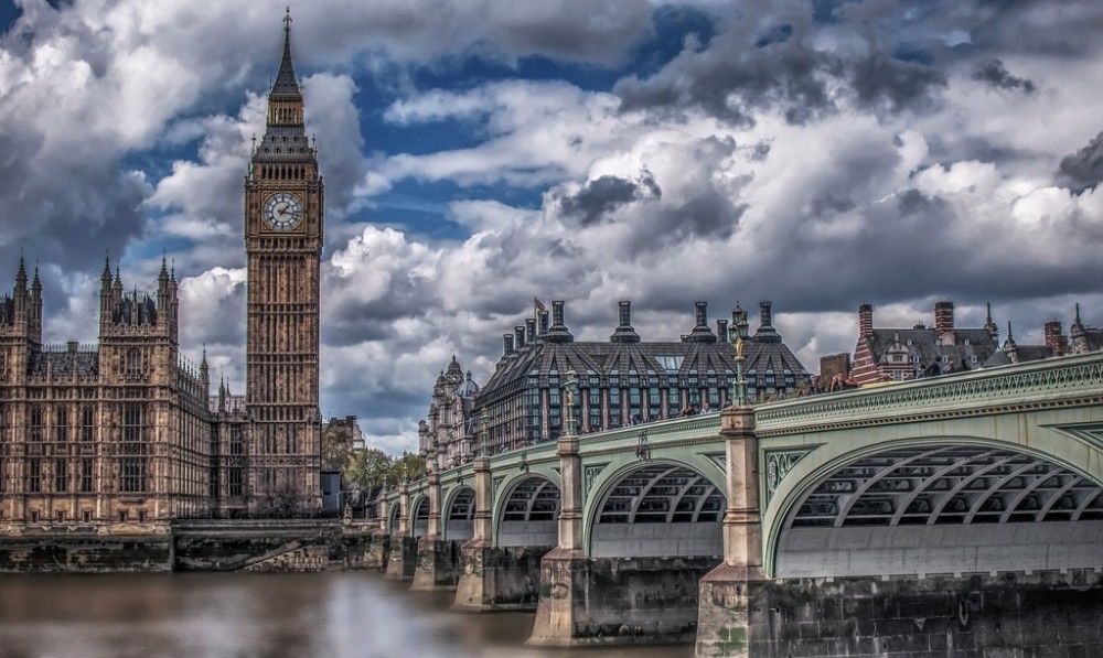 Efectul BREXIT-ului? Marea Britanie majoreaza impozitul pe profit