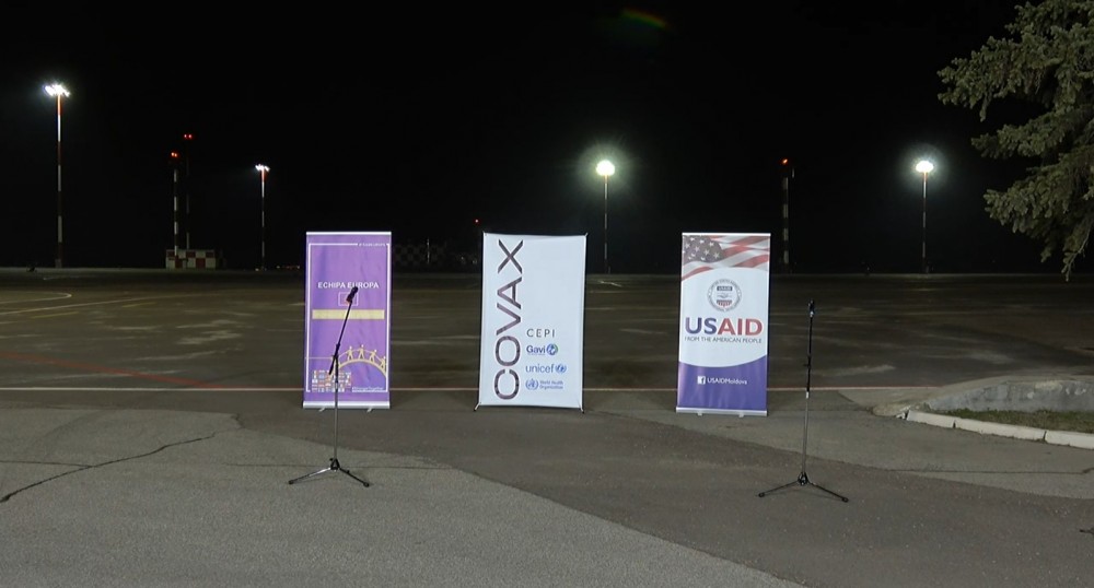 LIVE // Evenimentul de recepționare a primul lot de vaccinuri împotriva COVID-19 în cadrul mecanismului COVAX