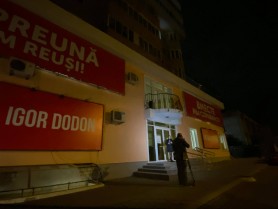 Petrecere de zile mari la sediul PSRM în plină pandemie. Socialiștii sărbătoresc 8 martie