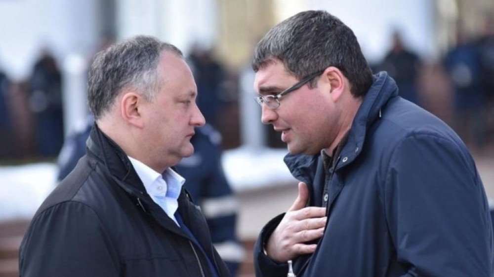 FLASH // SUMA COLOSALĂ care i-ar fi fost promisă lui Usatîi pentru sprijinirea lui Dodon: „M-a sunat un INTERPRET foarte cunoscut de peste hotare”
