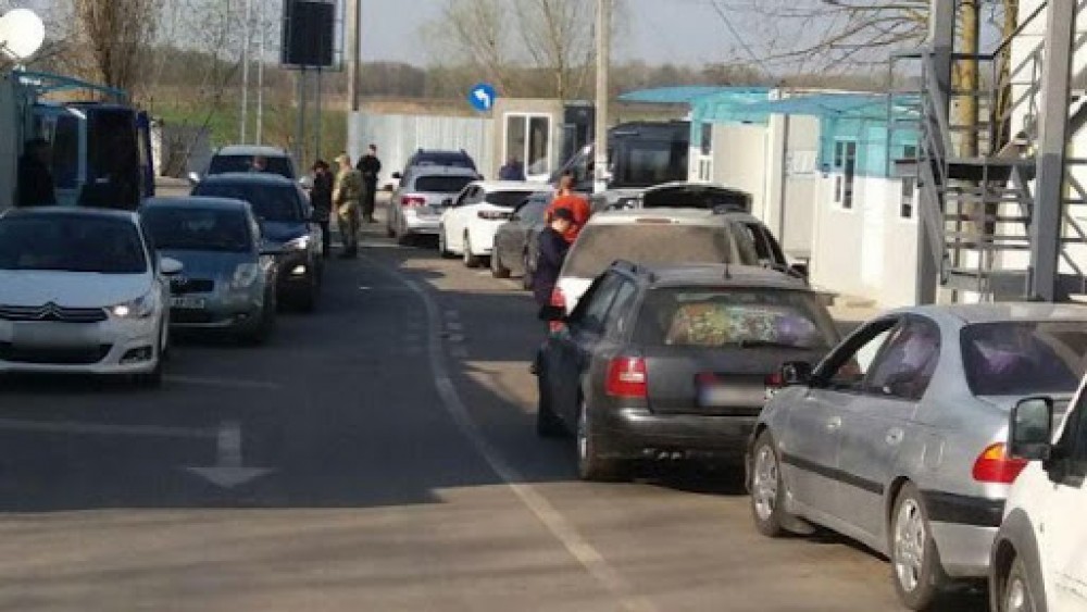 Situația la frontieră: În ultimele 24 de ore, 6.739 de persoane au ieșit din Republica Moldova