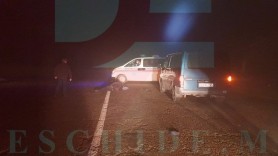 Accident la Căușeni. Un pieton a ajuns la spital în stare gravă după ce a fost tamponat de un microbuz