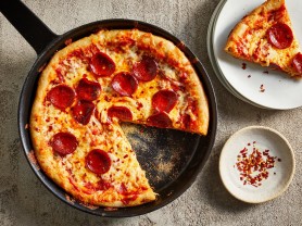 Câte calorii are o pizza. Ce tip de pizza să alegi dacă ești la dietă