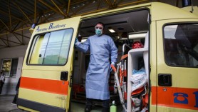 Grecia obligă medicii de la privat să ajute spitalele publice copleșite de numărul mare de bolnavi Covid-19