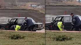 Adolescentul care a pus pe jar poliția din Ialoveni. Imagini noi cu momentul reținerii agresive