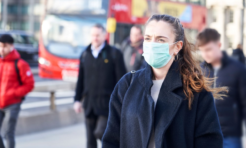 Un tânăr de 28 de ani a murit, după ce a fost impus să facă 300 de genuflexiuni pentru că a încălcat carantina