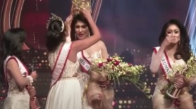 VIDEO // Final cu scandal la „Mrs. Sri Lanka“. Momentul când câștigătoarei i-au smuls coroana rănind-o la cap