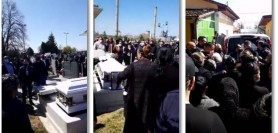 O înmormântare transmisă live pe Facebook a adus poliția la cimitir. Familia decedatului a fost amendată