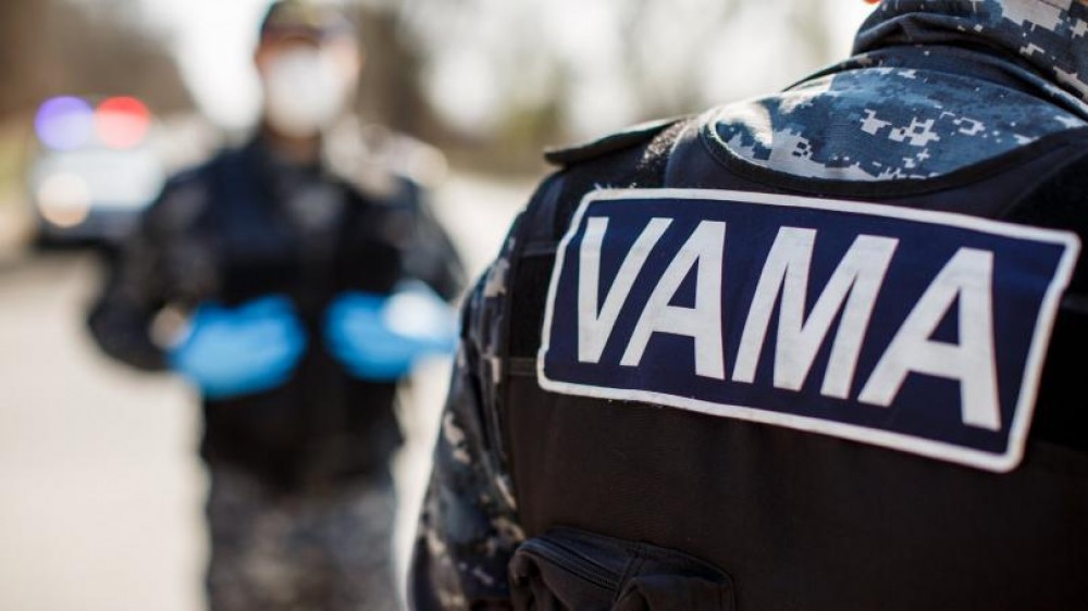 Încă un vameș poate rămâne fără avere după ce s-a îmbogățit nejustificat