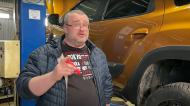 Dacia Duster criticată de un vlogger rus: „Decizii țigănești. Nu putem să nu remarcăm școala românească”