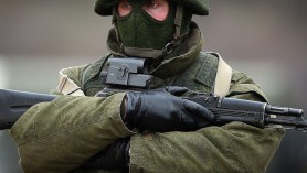 Tensiuni în jurul Ucrainei: Rusia ar avea între 15.000 şi 25.000 de militari la graniţa cu Ucraina