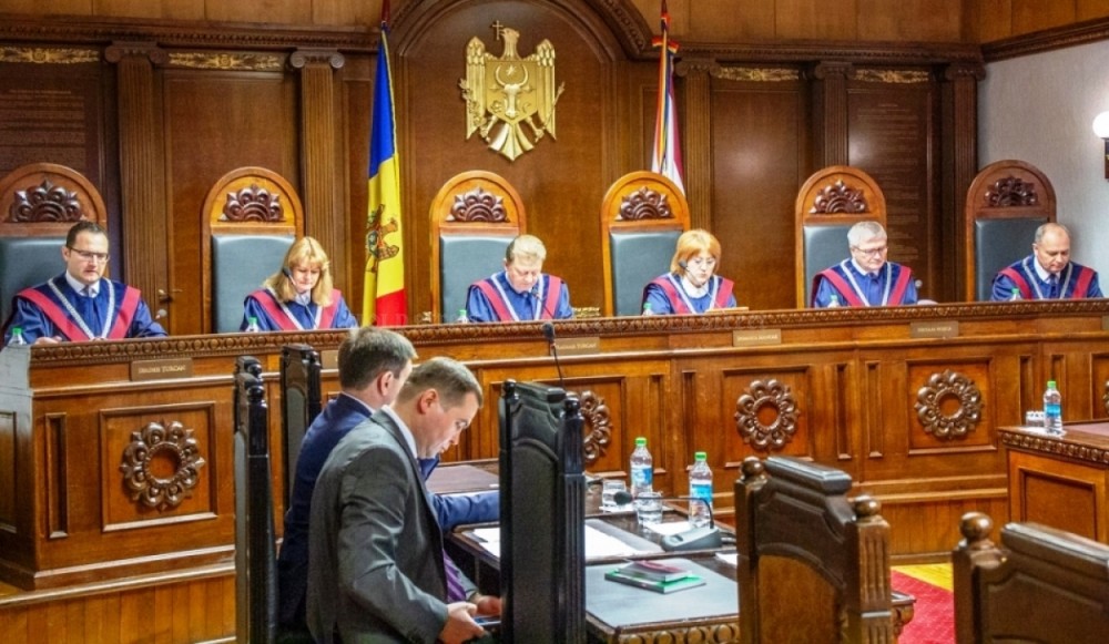 În așteptarea deciziei CC. Deputați: Suntem pregătiți pentru ambele scenarii