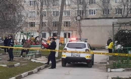 BREAKING NEWS // O mină antitanc descoperită în subsolul unui bloc de locuit din orașul Glodeni