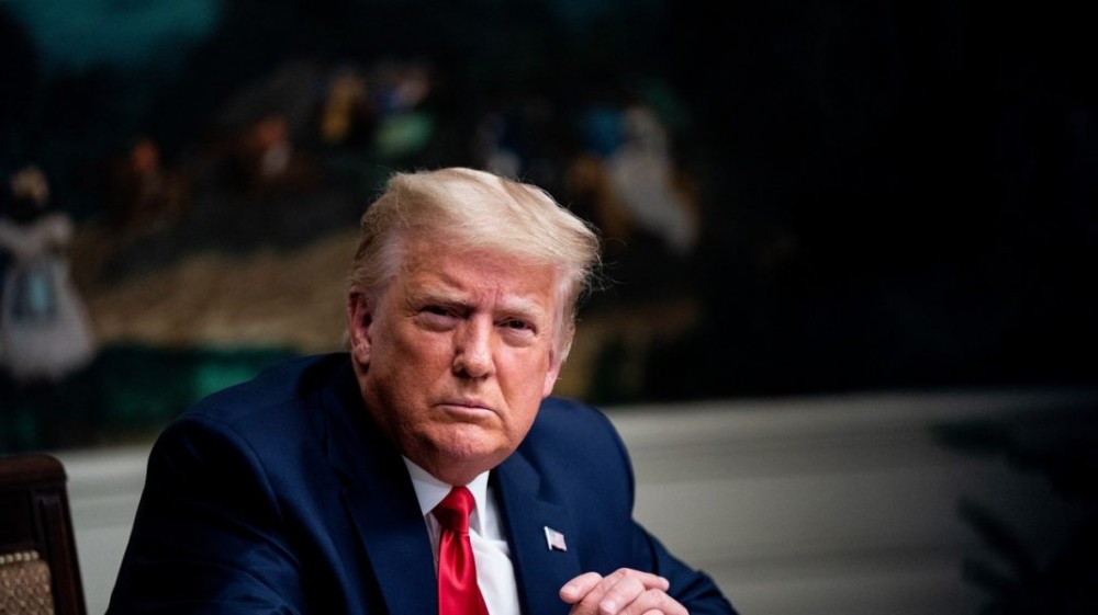 Trump rămâne interzis pe toate platformele importante. Facebook a amânat decizia referitoare la conturile lui
