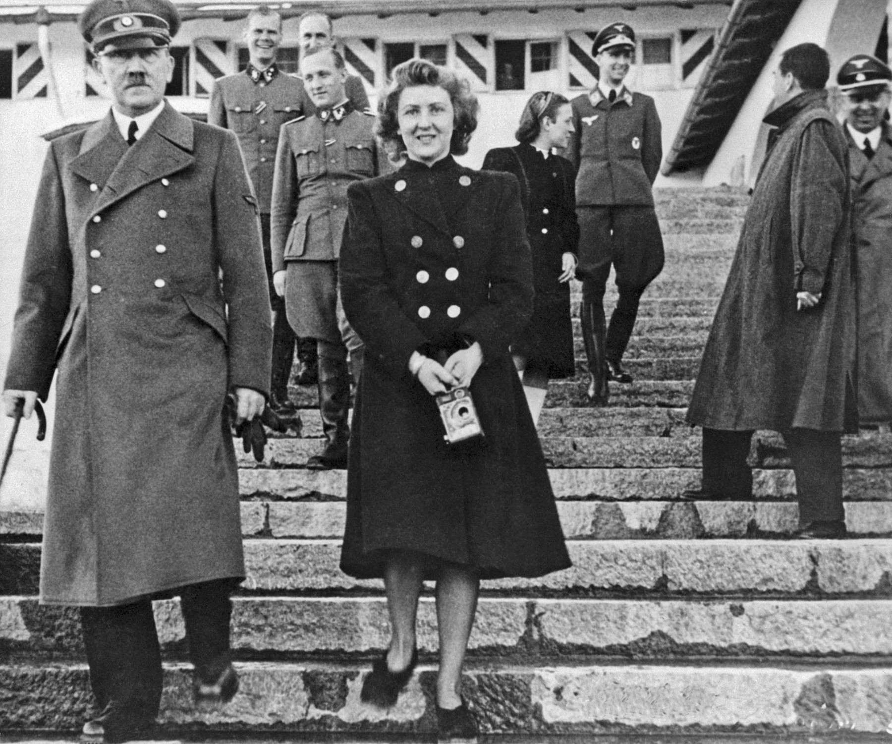 12 lucruri neștiute despre Adolf Hitler. Ce s-a întâmplat de fapt cu trupul lui