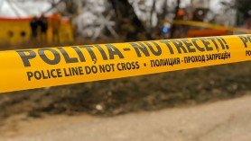 Descoperire MACABRĂ la Leova. Cadavrul unui bărbat găsit într-un automobil parcat în garaj