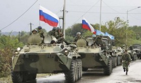 Rusia își retrage forțele armate de la granița cu Ucraina