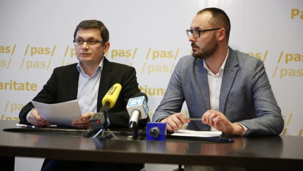 BREAKING NEWS // PAS a contestat la Curtea Constituțională Declarația anti CCM și revocarea din funcție a Domnicăi Manole
