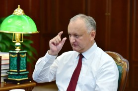 Un fost ministru despre liderul socialiștilor: „Dodon, cel mai lepădat politician din toată lumea”