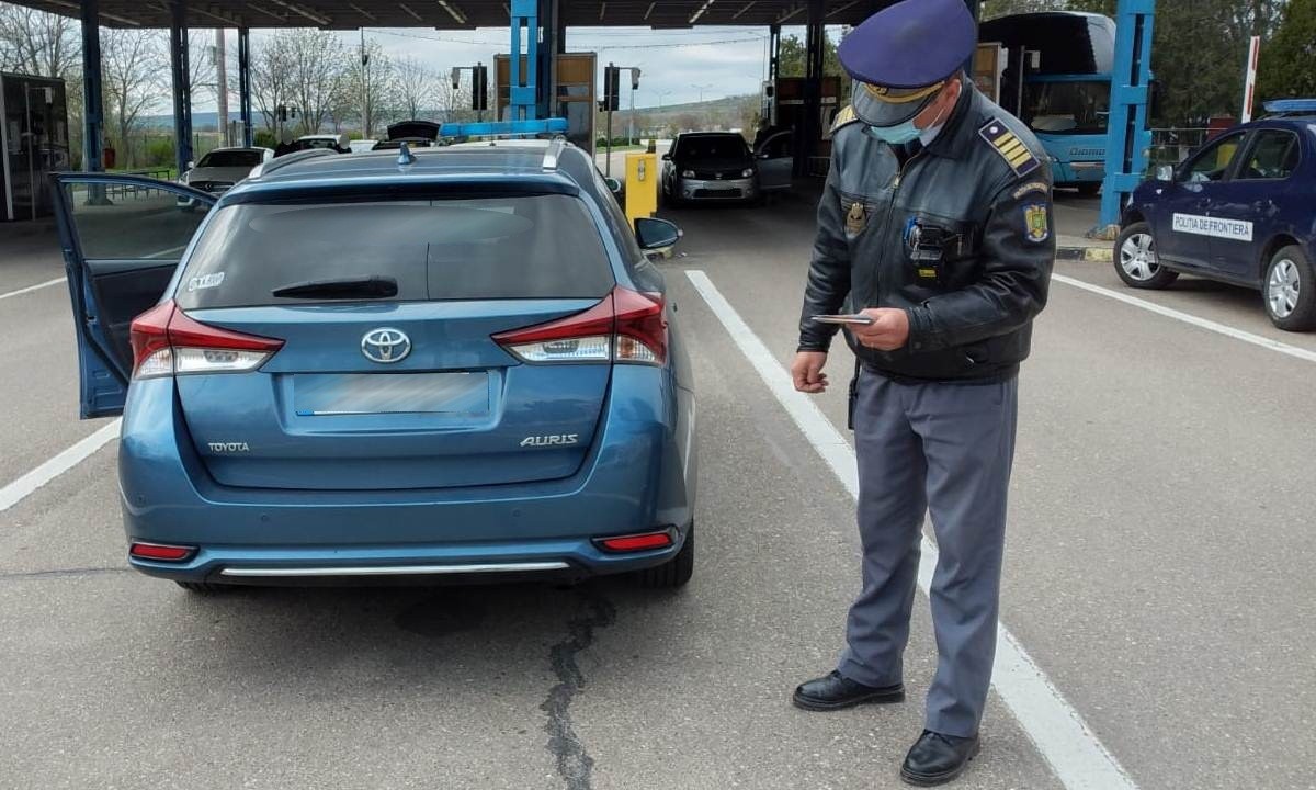 FOTO // Un moldovean a fost prins la vama Albița cu un automobil furat din Belgia
