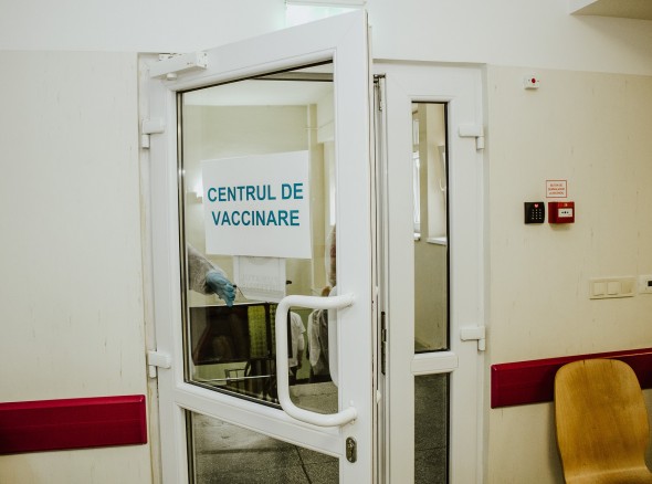 România a înregistrat un RECORD: Peste 100.000 de persoane imunizate în doar 24 de ore