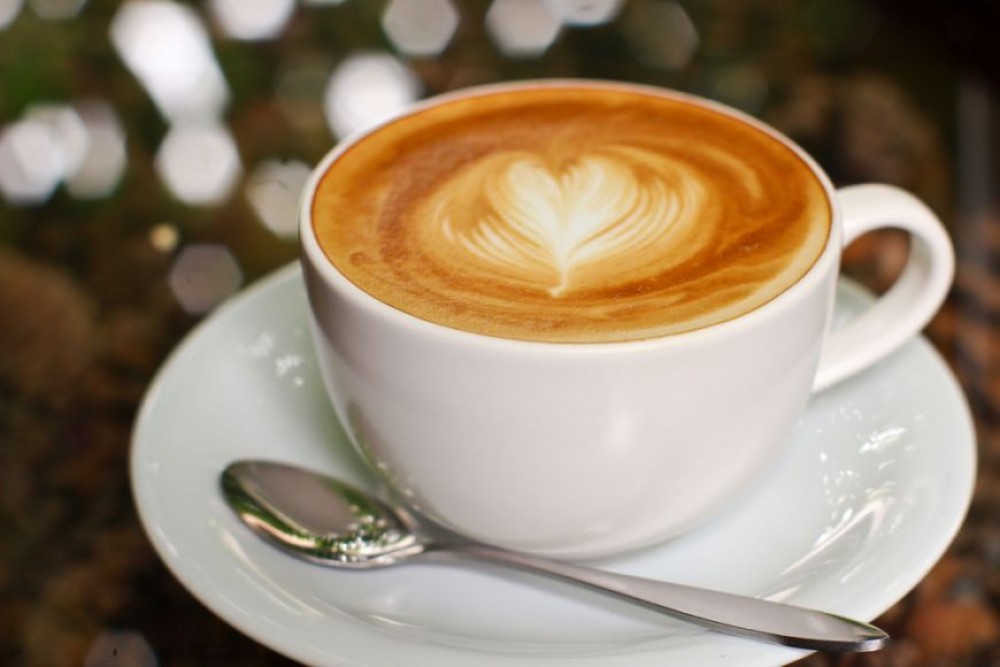 Oamenii de știință au descoperit câtă cafea poți consuma pentru a trăi mai mult și a fi ferit de bolile de inimă