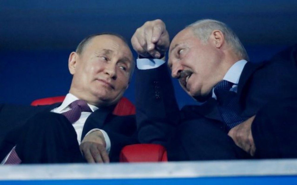 Putin l-a provocat pe Lukașenko să înoate împreună în Marea Neagră