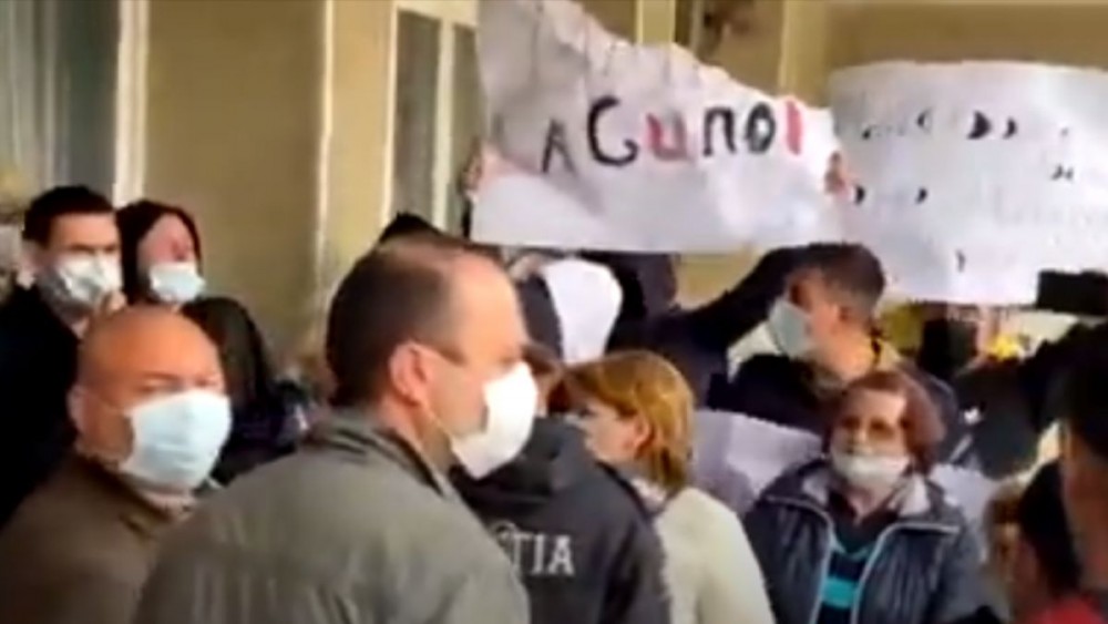 Maia Sandu a fost huiduită la Edineț. Zeci de polițiști au asigurat ordinea publică
