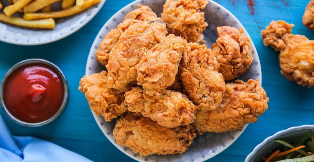 Cum faci aripioare picante și crocante ca la KFC. Rețeta simplă, explicată pas cu pas