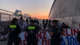 Mii de germani au protestat împotriva construirii de noi autostrăzi. La Berlin au fost luate cu asalt două şantiere
